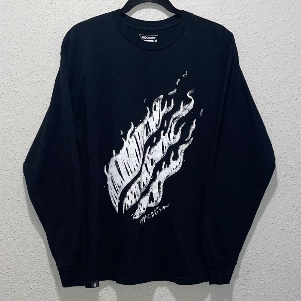 Men's Black Flame Graphic Long Sleeve Shirt